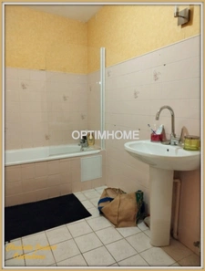 Appartement centre ville de Chalais 