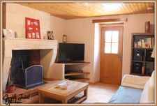 ensemble de 2 maisons en pierre + grand terrain 