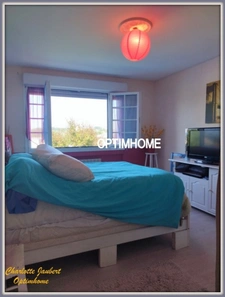 Maison à vendre 7 pièces CHALAIS (16)