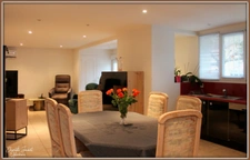 Grande maison divisée en 3 appartements 