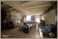 Propriete à vendre 7 pièces Proche de VILLEBOIS LAVALETTE (16)