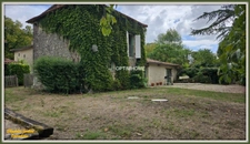 ensemble de 2 maisons + piscine 