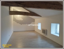 Maison à vendre 8 pièces Proche de MONTMOREAU SAINT CYBARD (16)