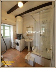 ensemble de 2 maisons + piscine 