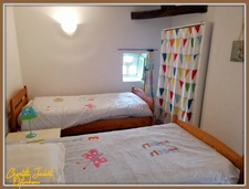 ensemble de 2 maisons + piscine 