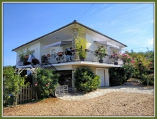 Maison à vendre 7 pièces CHALAIS (16)