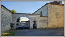 Propriete à vendre 7 pièces Proche de VILLEBOIS LAVALETTE (16)