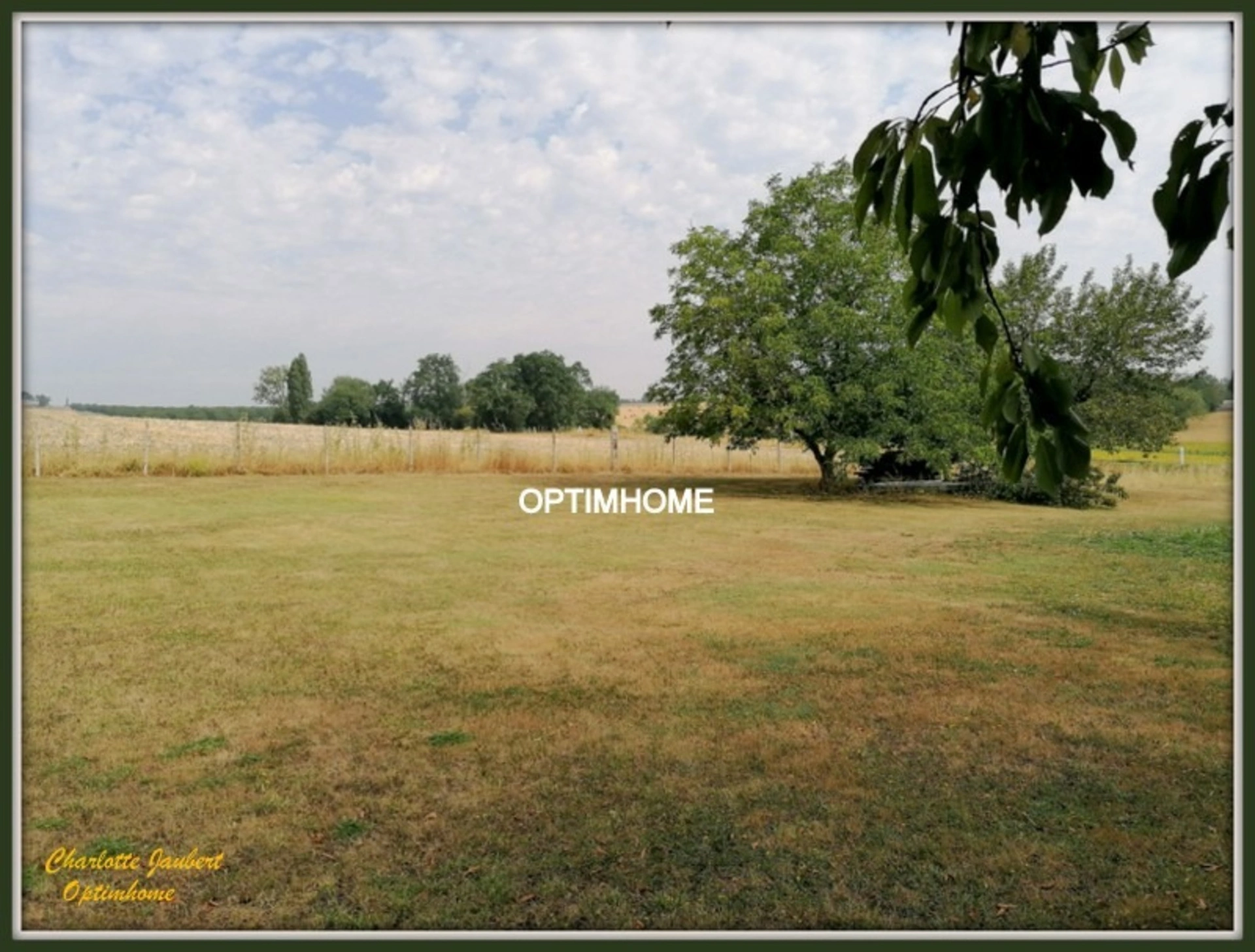 terrain · à Chalais · 27 500 €