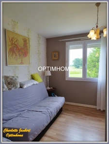  Maison contemporaine de plain-pied avec grand terrain arboré Proche de CHALAIS (16)