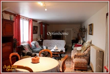 Grande maison divisée en 2 habitations 
