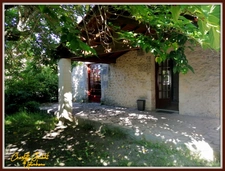 maison en pierre + gite 
