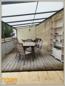 Ensemble immobilier en pierre 