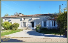 Propriété à vendre 10 pièces Proche de BARBEZIEUX SAINT HILAIRE (16)
