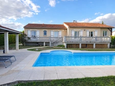 Maison à vendre 6 pièces Proche de AUBETERRE SUR DRONNE (16)