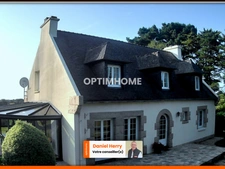 Grande maison familiale avec terrain de 1 hectare – PLOUDANIEL(29)