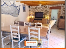 Propriété comprenant Maison, Hangar et Dépendances