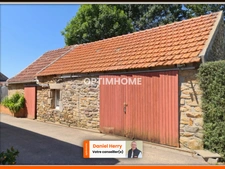 Propriété comprenant Maison, Hangar et Dépendances