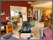 Maison 4 chambres avec garage et abri de jardin