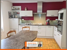Grande maison familiale avec terrain de 1 hectare – PLOUDANIEL(29)