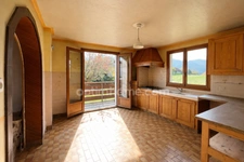 BASSY - MAISON INDIVIDUELLE A RENOVER - 156 m² - GRAND TERRAIN - VUE PANORAMIQUE