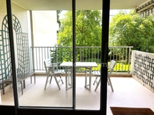 VERSAILLES - CLAGNY-GLATIGNY - APPARTEMENT T4 - 88 m² - TERRASSE 10 m² - VUE DEGAGEE PARC - 2 PLACES DE STATIONNEMENT - CAVE