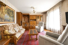 ANNECY - GRAND APPARTEMENT LUMINEUX DE 93 m² A RENOVER - T3/T4 - BALCON - GARAGE - CAVES - VUE MONTAGNES