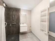 FRANGY - APPARTEMENT T2 DE 58 m² LUMINEUX AVEC PARKING PRIVATIF EN SOUS-SOL