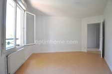 ROQUEFORT - COEUR DE VILLAGE - APPARTEMENT T3 - 74 m² - 2 CH - BALCON - PLACE DE STATIONNEMENT