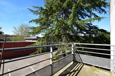 ROQUEFORT - APPARTEMENT T3 - 75 m² - 2 CH - BALCON - PLACE DE STATIONNEMENT