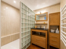 Appartement - 5 pièces - Vue Parc - Cave - Parking - Piscine - Tennis - Parc - Ligne 5 Tramway - Proche Parc Montcalm