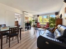Montpellier Estanove – Appartement 3 pièces – 2 Chambres - Terrasse - Cave - Parking - Tram Ligne 5