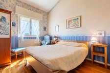 Maison 143 m2 - 5 chambres - Parcelle de 300m2 - Piscine - 2 Garages - Quartier Les Bouisses - Ligne 5 de Tramway