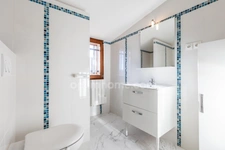 Maison individuelle 83 m² - 4 pièces - 3 chambres - Terrain de 300 m2 - Piscine - Garage