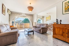Appartement - 4 pièces - Vue parc - Cave - Parking - Piscine - Tennis - Parc - Ligne 5 de Tramway - Proche Parc Montcalm