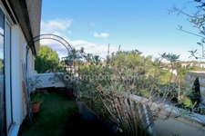 Appartement - 5 pièces 102 m2 - Dernier étage - Terrasse - Cave - Parking - Piscine - Tennis - Parc - Proche Parc Montcalm - Ligne 5 Tramway
