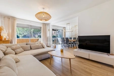 Appartement - 4 pièces - Cave - Parking - Piscine - Tennis - Parc - Proche Parc Montcalm - Tram ligne 5