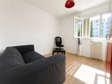 Appartement 6 pièces - Dernier étage - 4 Chambres - Bureau - Terrasse - Cave - Parking privé - Tram Ligne 4 