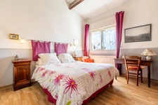 Maison 143 m2 - 5 chambres - Parcelle de 300m2 - Piscine - 2 Garages - Quartier Les Bouisses - Ligne 5 de Tramway