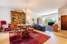 Maison 143 m2 - 5 chambres - Parcelle de 300m2 - Piscine - 2 Garages - Quartier Les Bouisses - Ligne 5 de Tramway