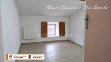 Maison en pierre 4 pièces avec dépendances ANTOINGT (63)