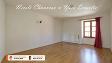ISSOIRE 63500 – MAISON DE VILLE 88 M² RÉNOVÉE – 2 CHAMBRES – GARAGE – REVENU LOCATIF - 179 000€