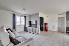 Villa T5 avec jardin et double garage
