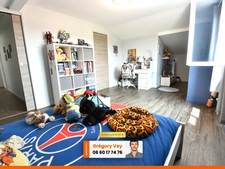 Maison 225 m2 - 7 pièces - GARAGE - JARDIN  (63190)