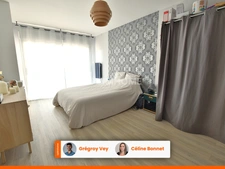Maison de plain-pied récente  – 104 m² – 3 chambres + bureau.
