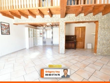 Maison de caractère - 7 pièces - Jardin - Garage - SEYCHALLES (63190)