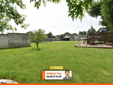 Maison 225 m2 - 7 pièces - GARAGE - JARDIN  (63190)