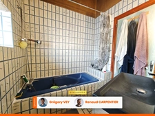 Maison en Pierre - 4 chambres - 169 m² - Jardin - Garage - Dépendances à RAVEL