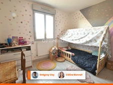 Maison de plain-pied récente  – 104 m² – 3 chambres + bureau.