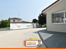 Maison 225 m2 - 7 pièces - GARAGE - JARDIN  (63190)