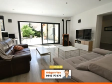 Maison de caractère - 7 pièces - Jardin/Terrasse - Garage - JOZE (63350)